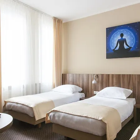 Hostel Mandala & Poznań