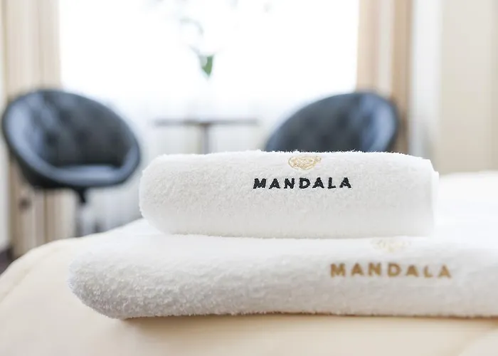 Mandala & אכסניה פוזנן